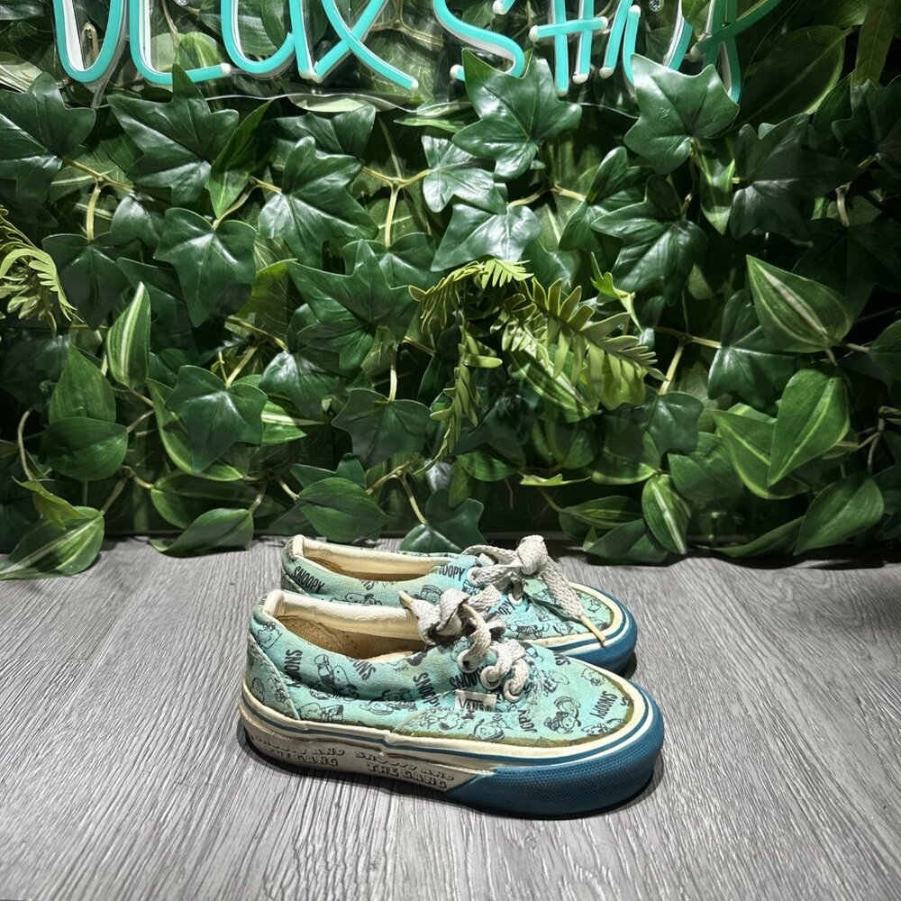 Vintage 90s Vans Snoopy Character Tennis Shoes Kids Toddler Size 8.5 Made In USA